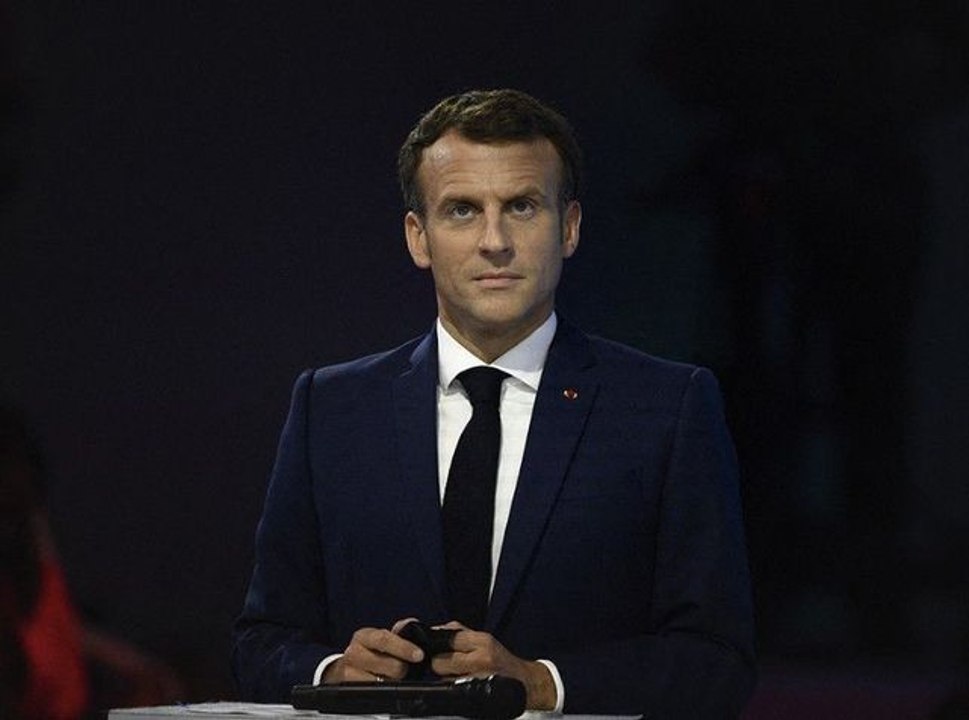 Emmanuel Macron : sa pique à peine cachée à François Hollande