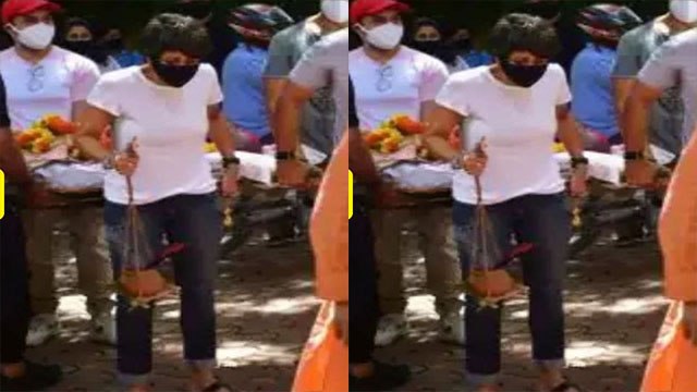 Mandira Bedi ने ऐसे उठाई पति Raj Kaushal की अर्थी; नहीं रूके फैंस के आंसू | FilmiBeat