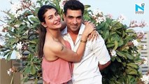 Pavitra Punia and Eijaz Khan romantically dance to Pehla Nasha