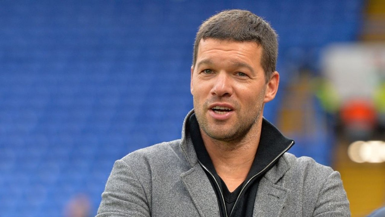 'Viele schnelle Spieler': Ballack befürwortet Systemänderung