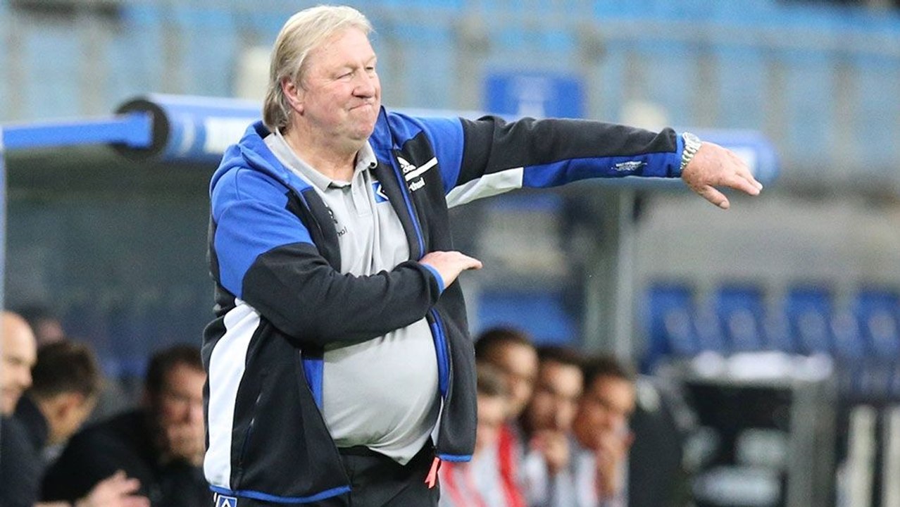 Hrubesch: Mit Gottes Hilfe 'vielleicht in die Relegation'