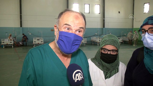 KAYRAVAN - Tunuslu doktor ailenin gönüllülerle kurduğu sahra hastanesi salgınla mücadeleye destek oluyor (2)