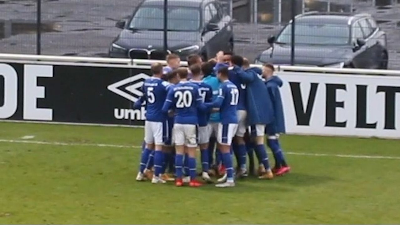 Freistoß-Hammer kurz vor Ende: Candan rettet Schalke einen Punkt