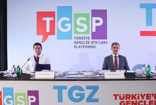 Türkiye Gençlik STK'ları Platformu, Türkiye Gençlik Zirvesi için tanıtım toplantısı düzenledi