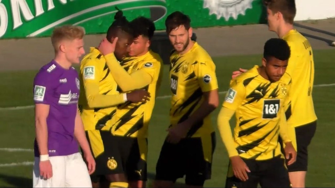 Gala-Auftritt: BVB-U-23 hält Kontakt zu Spitzenreiter RWE