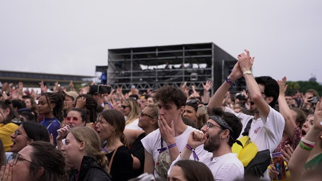 10 000 soignants font la fête à Solidays sur fond de division sur le vaccin obligatoire