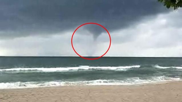 Amasra'da denizde hortum oluştu, vatandaşlar büyük panik yaşadı