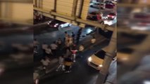 Son dakika: Avcılar E-5 Yanyol Caddesi'nde sıkışmalı kaza: 2 yaralı
