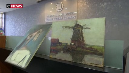 Vidéo : volé puis retrouvé, un Picasso tombe par terre pendant la présentation à la presse