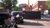 José Luis Moreno abandona la comisaría en un furgón policial