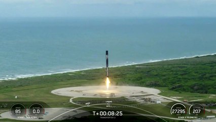 땅에서 쏘고, 하늘에서 쏘고...민간기업 위성 발사 각축전 / YTN