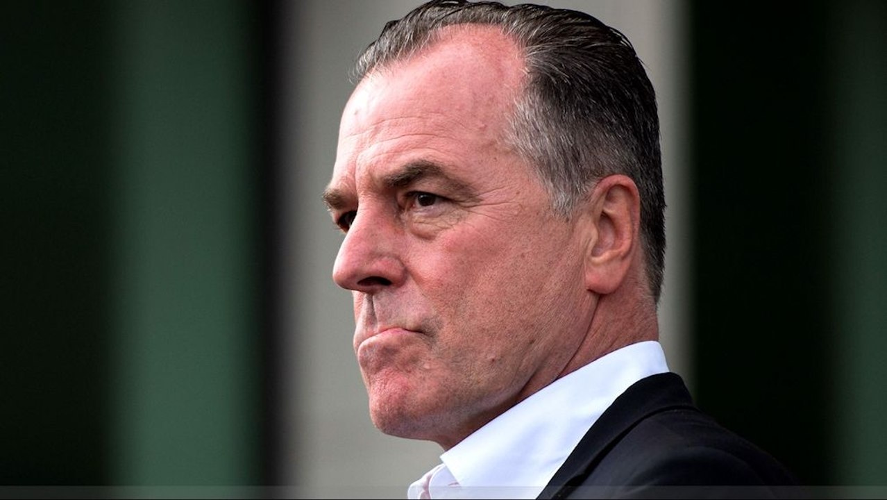 Fan-Proteste auf Schalke: 'Ich glaube, die Ära Tönnies ist beendet'