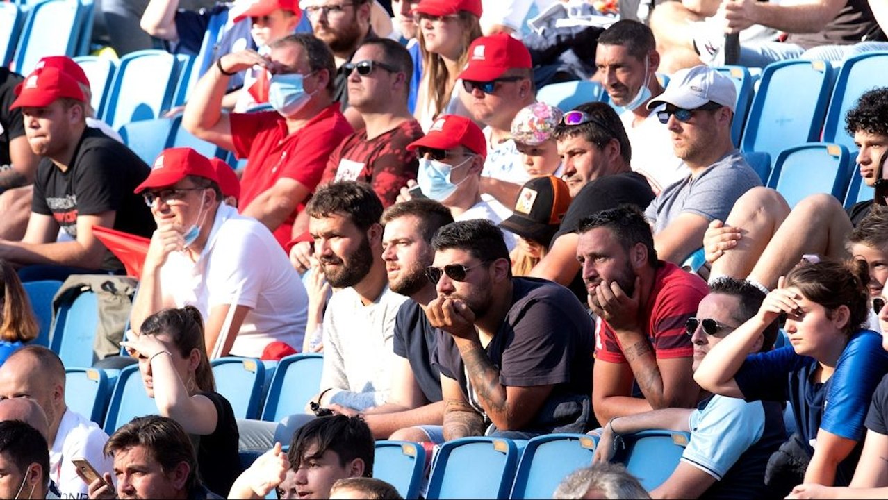 Fans ohne Masken bei PSG-Spiel - 'Ich habe da keine Bedenken...'