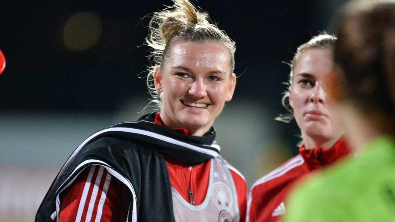 Popp schlägt Zusammenlegung von Männer- und Frauen-EM vor