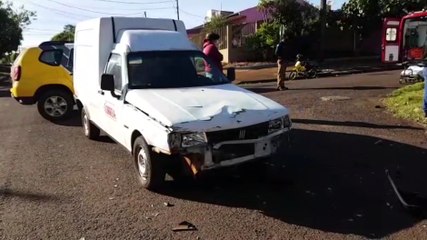 Motociclista fica ferido após colidir com utilitário, no Bairro Floresta