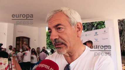 Carlos Sobera asiste a la apertura Oficial Casa Angeles