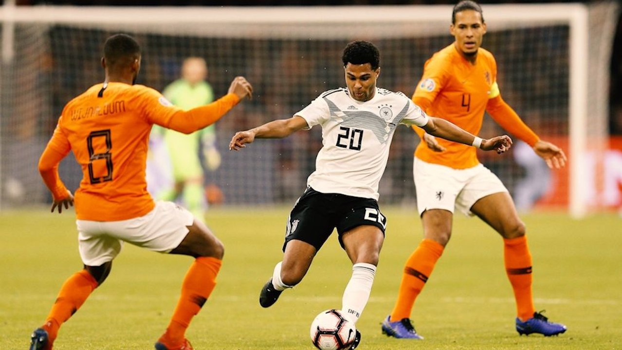 Löw: 'Gnabry spielt bei mir immer'