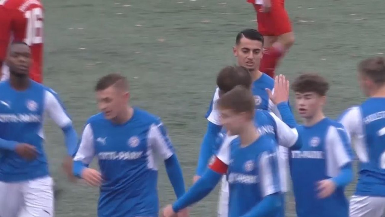 Schlenzer und Futsal-Kracher: Die Top-Amateur-Tore im Februar