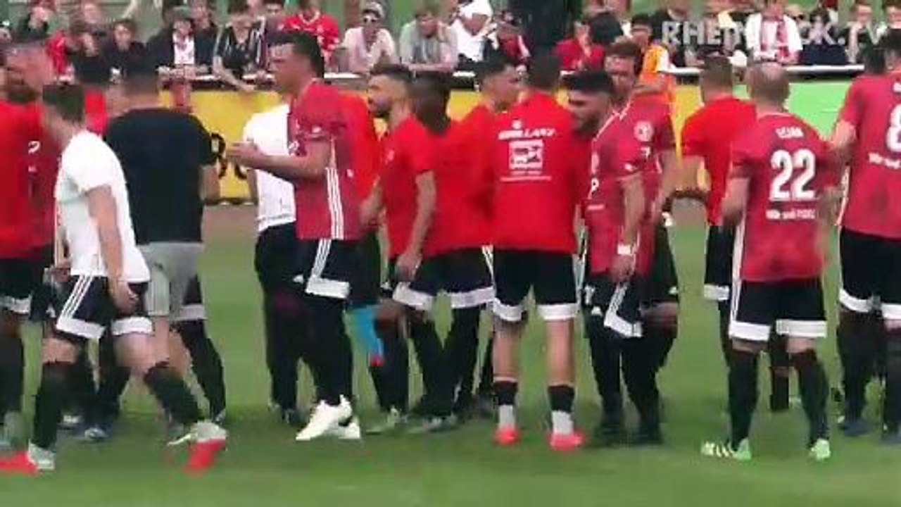 100 Jahre SpVg. Porz - 1. FC Köln schenkt acht Tore ein