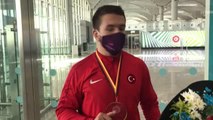 Son dakika haber! Avrupa Gençler Güreş Şampiyonası'nda altın madalya kazanan Polat Polatçı, yurda döndü