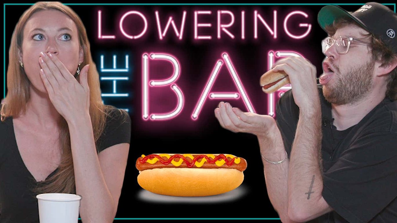 How Quickly Can Barstool Bloggers Eat One Hotdog? video Dailymotion