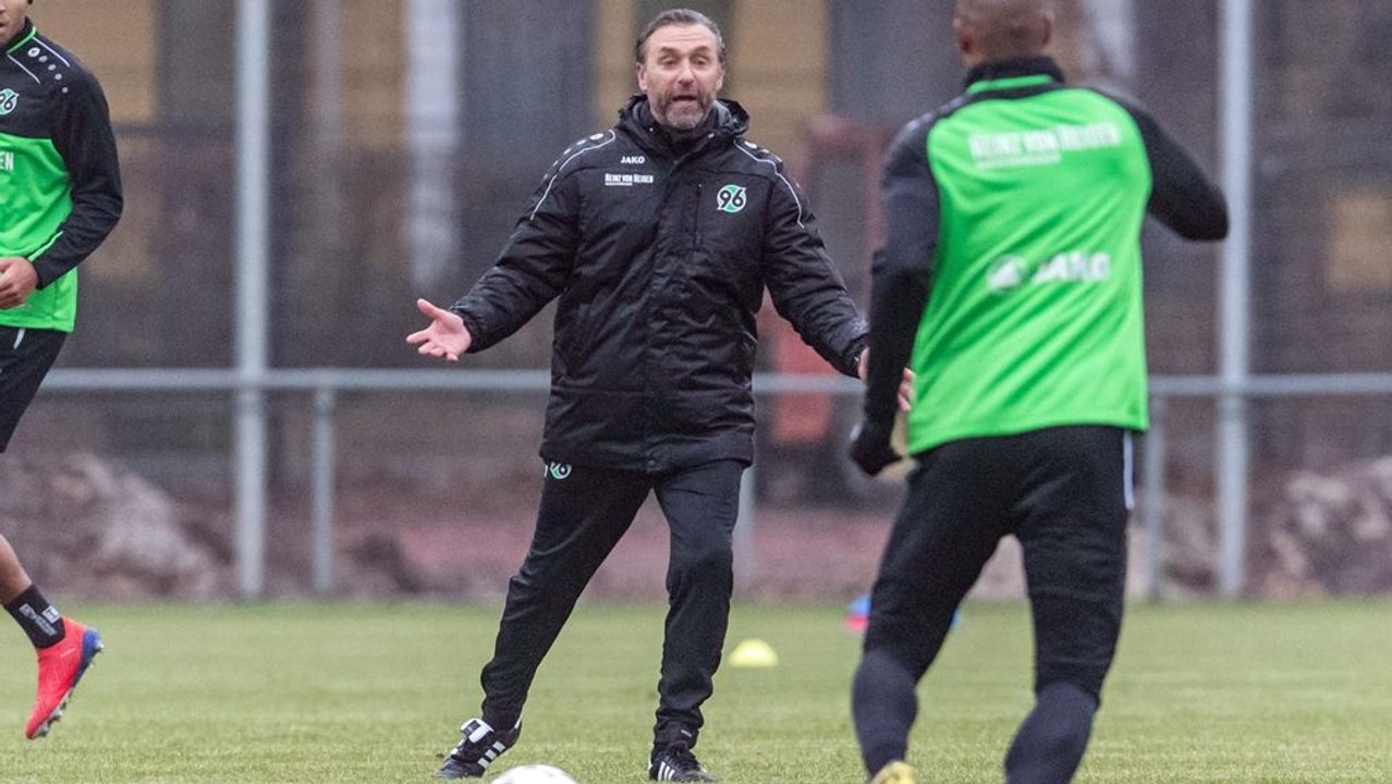 Dolls Mission Klassenerhalt:  'Keine Parolen, sondern Arbeit'