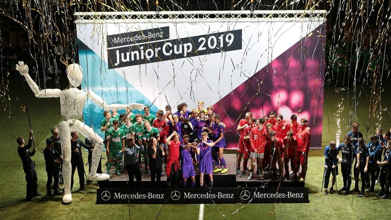 Impressionen aus dem Glaspalast: Liverpool triumphiert beim JuniorCup 2019