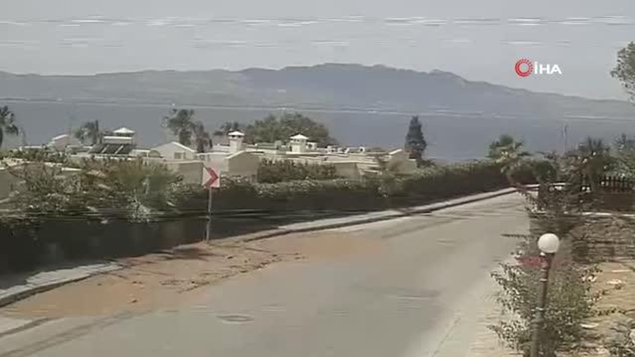 Son dakika haber | Asfalt yarıldı, lüks cip içine düştü, o anlar saniye saniye güvenlik kamerasına yansıdı