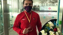 İSTANBUL - Avrupa Gençler Güreş Şampiyonası'nda altın madalya kazanan Polat Polatçı, yurda döndü
