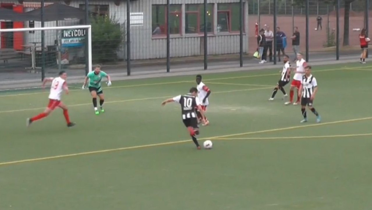 11 Tore in einem Spiel: Knapper Sieg für Regionalligist Herkenrath