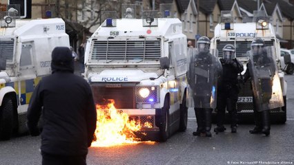 خشية من عودة العنف القومي الطائفي في إيرلندا الشمالية