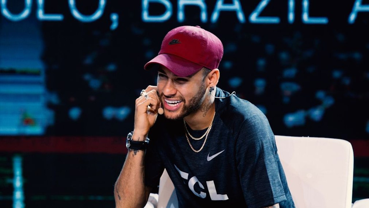 Humpelnder Neymar glaubt an WM: 'Jetzt bin ich ausgeruht'