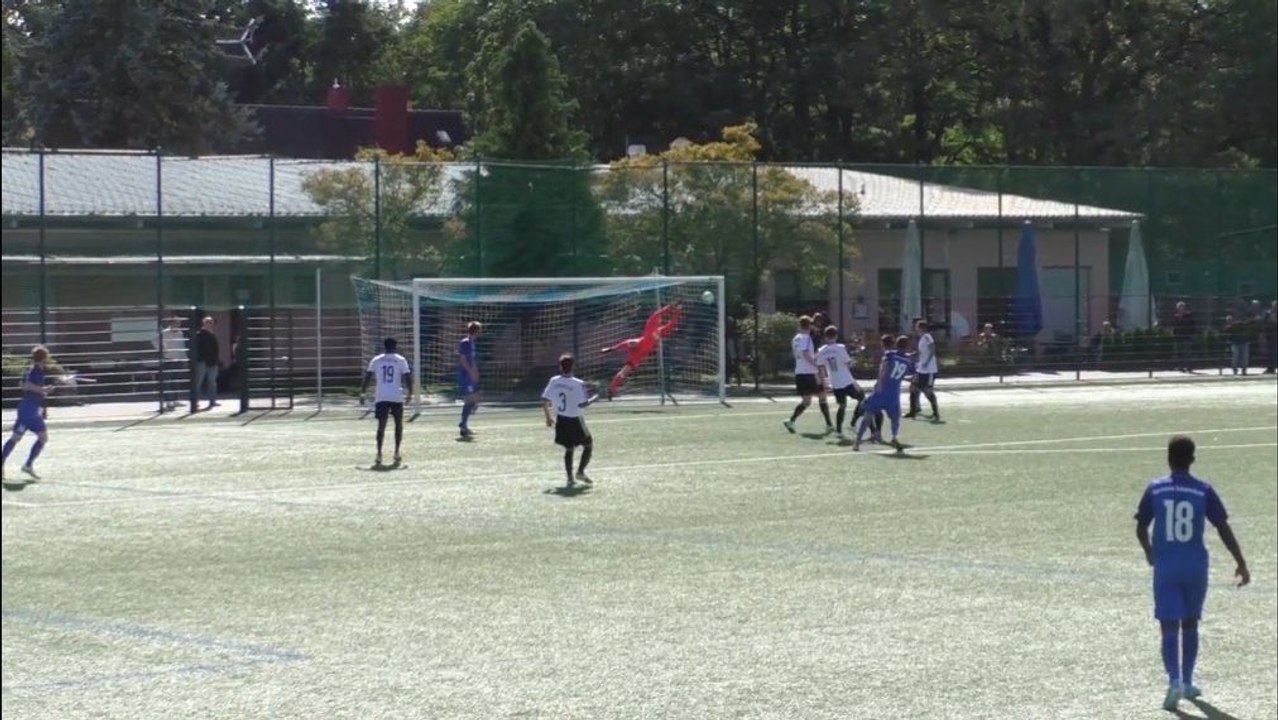 Reaktionsschnelle Fußabwehr – Frankfurts Top Paraden April 2018