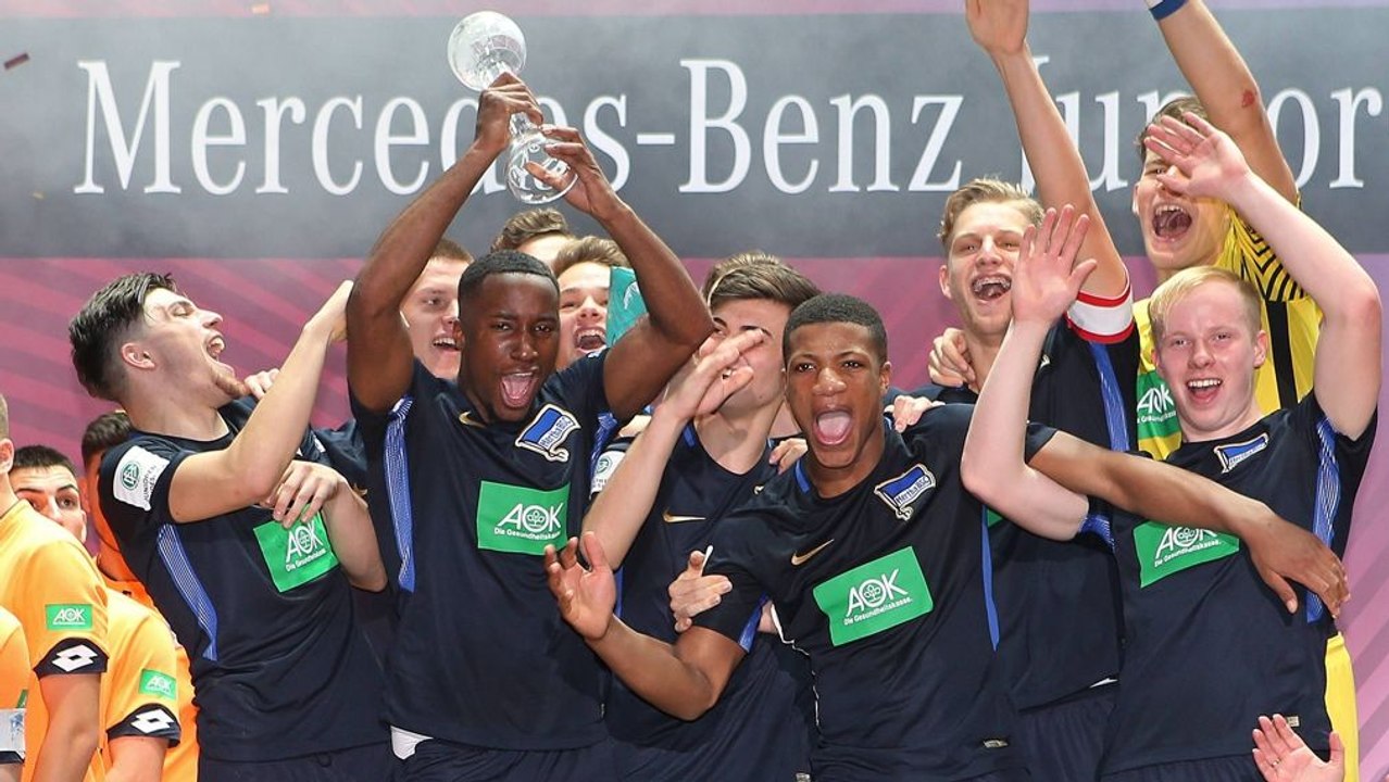 Hertha BSC triumphiert beim JuniorCup