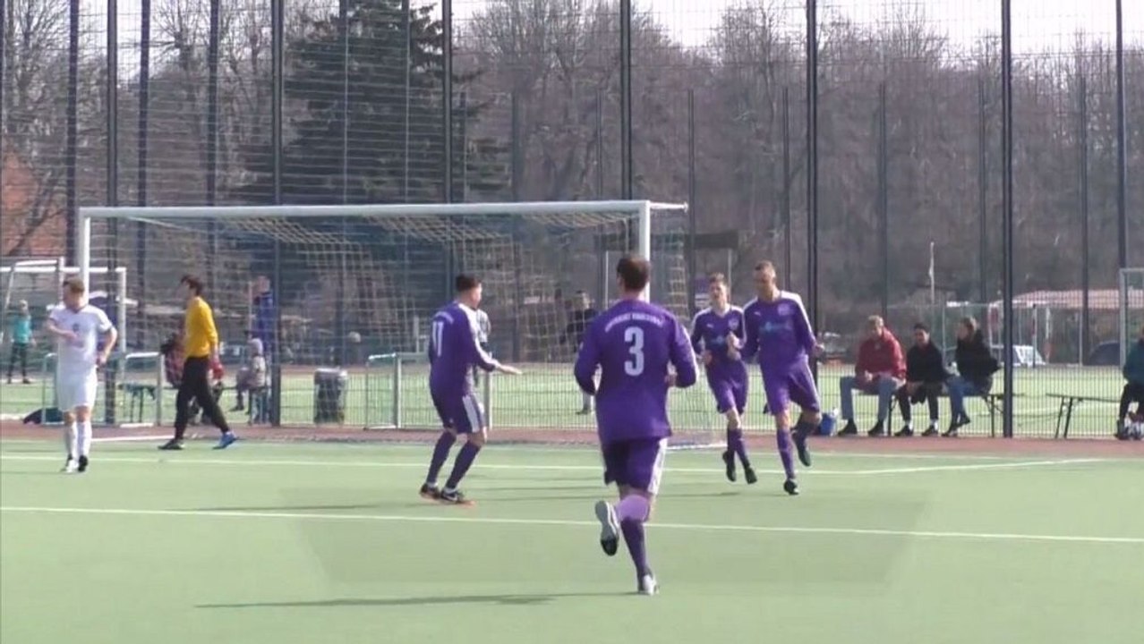Kretzschmar köpft Mahlsdorf ins Halbfinale