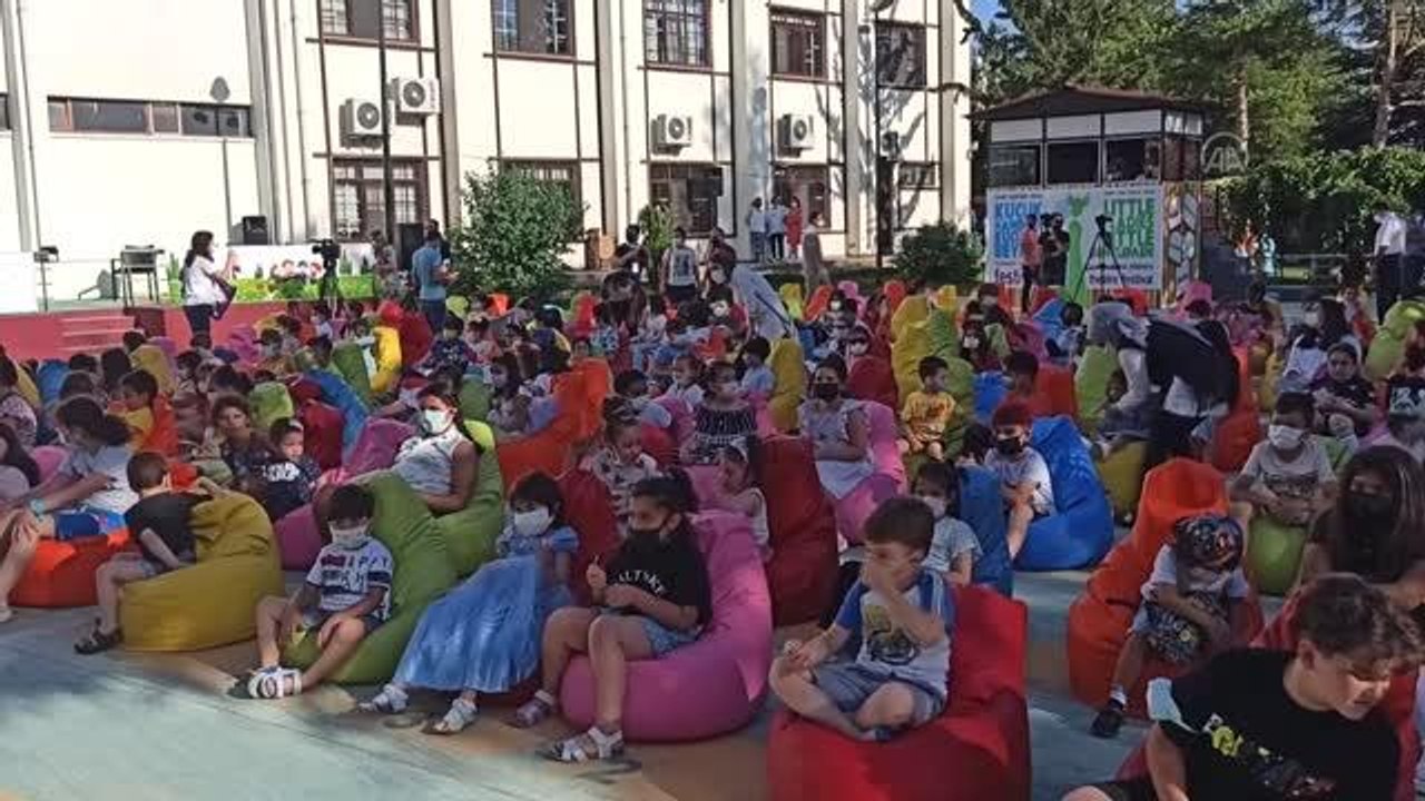 Son dakika haberleri... Küçük Hanımlar Küçük Beyler Uluslararası Çocuk Tiyatroları Festivali "Yunus Diye" oyunuyla perdelerini açtı
