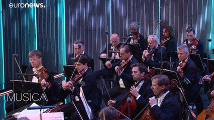 Тяга к дальним странствиям летней ночью в Вене