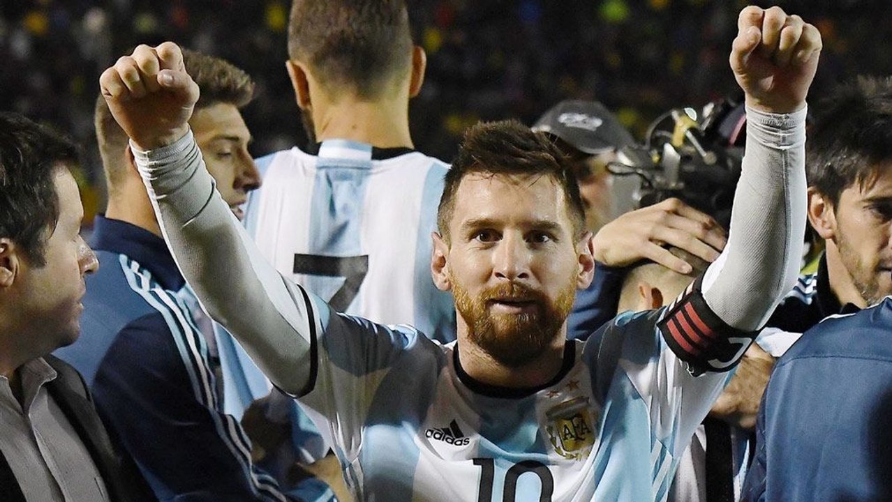 Messi besiegt 'große Angst' und Ecuador mit drei Toren