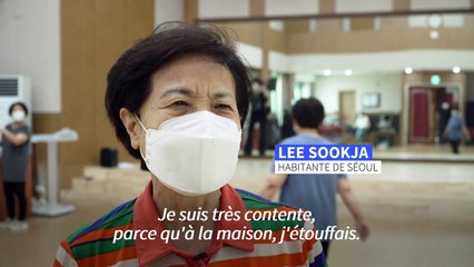 A Séoul, les personnes âgées reprennent la danse