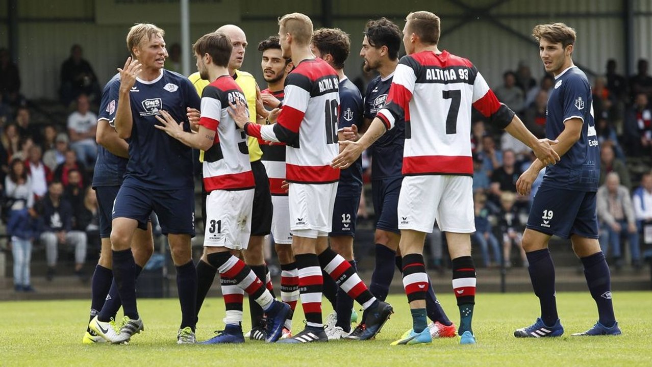 Krummes Ding von Franziskus: Oldenburg schlägt Altona
