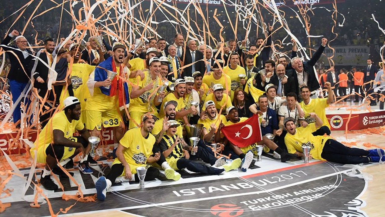 Feuerwerk & Konfetti - Fenerbahce feiert Euroleague-Titel