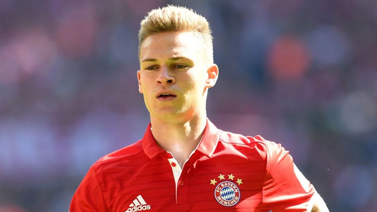 Noch Jahre beim FCB: Rummenigge dementiert Kimmich-Gerüchte