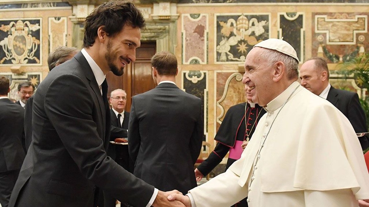 Hummels beeindruckt nach Papstbesuch
