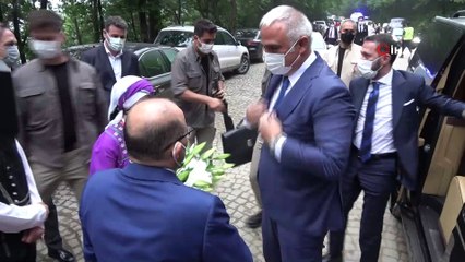 Bakan Ersoy turizm sezonu için umutlu konuştu