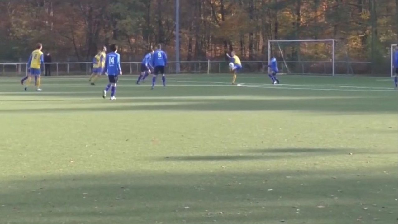 Traumtor: Ballannahme wie Bergkamp!