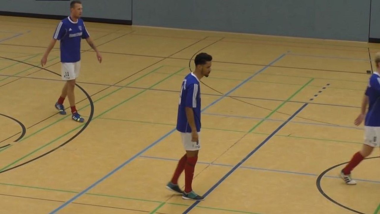 Turniersieg: Halstenbek holt 0:3-Rückstand im Finale auf