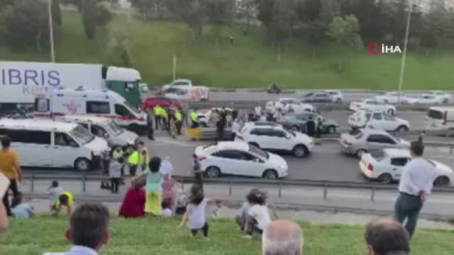 TEM bağlantı yolunda zincirleme kaza: 1'i ağır 6 yaralı
