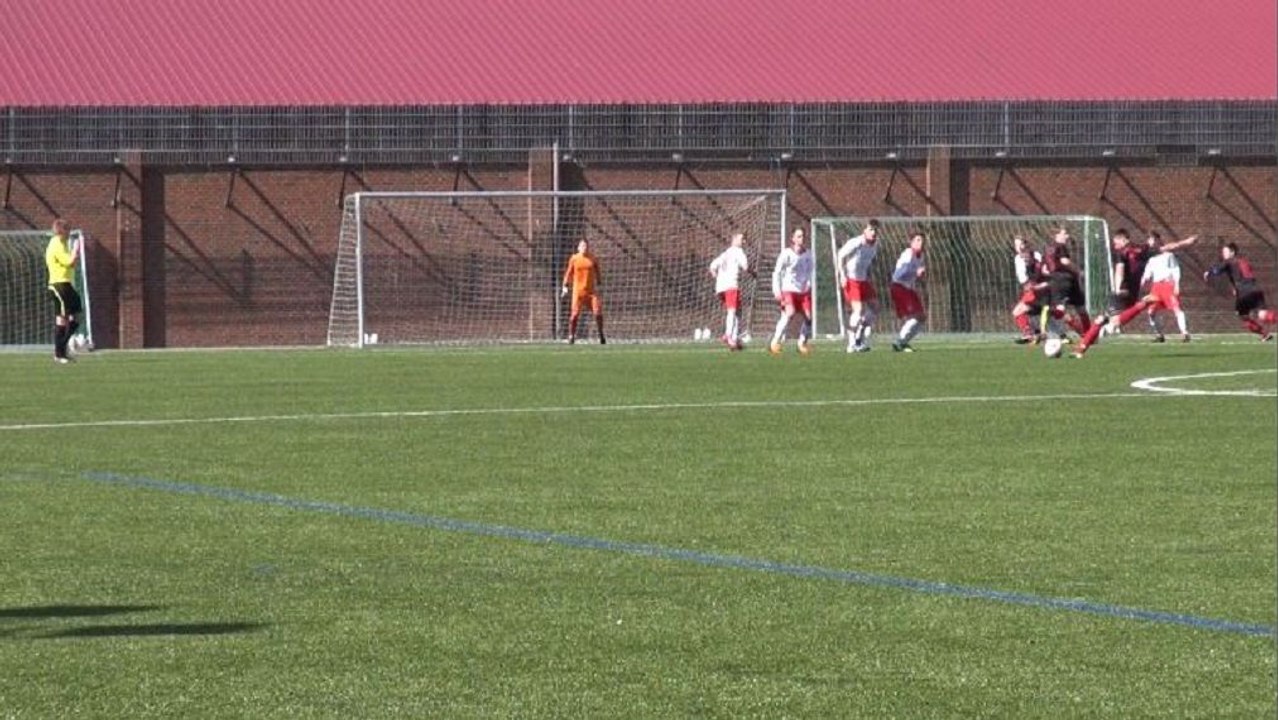 Traumfreistoß: Beckham oder Blazevic?