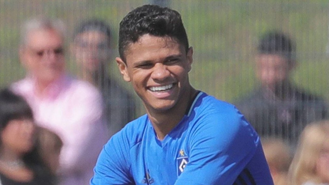 Santos-Deal: Als der HSV-Boss sich setzen musste