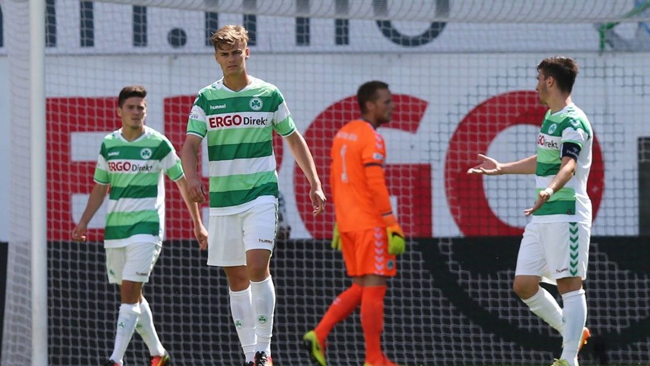 Fürth unterliegt in Rosenheim